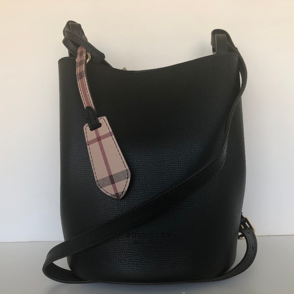 burberry leather bucket bag